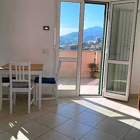 Terrazza Vista Mare Borgio Verezzi