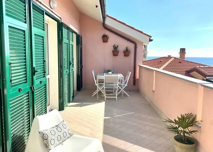 Lägenhet Terrazza Vista Mare Borgio Verezzi